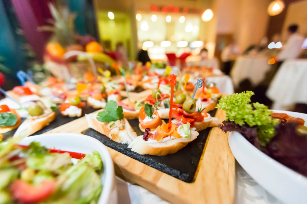 Cosa Offre un Servizio Catering?